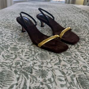 Reformation Brown Suede kitten Heels with Gold Accent size 7